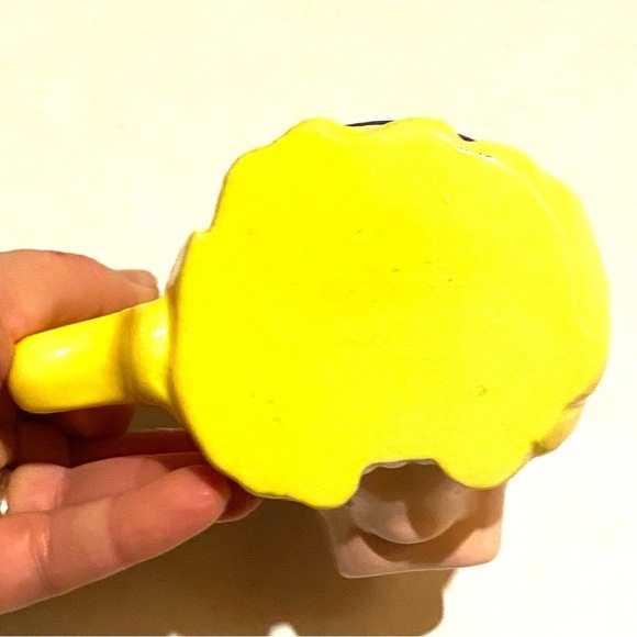 Miss Piggy Muppet Painted Ceramic Mug Coffee Cup - Picture 4 of 9